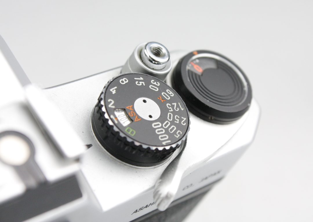 Pentax Spotmatic F / SPF 35mm SLR Film Camera w/ Takumar 55mm F/1.8 - Image 8