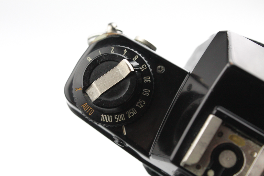 Contax 139 Quartz 35mm SLR Camera Body - C/Y Mount - reskinned - Boxed - Image 10