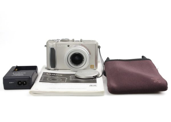 Panasonic Lumix LX3 Digital Camera 2GB SD Card (Leica D-Lux 4)