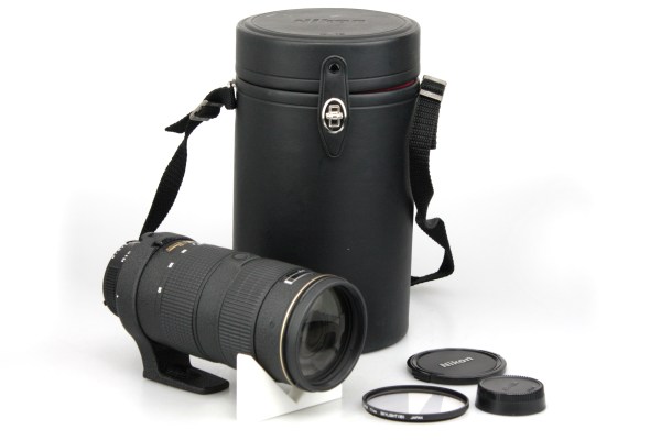 Nikon 80- 200mm f/2.8 AF-S D Zoom Lens, with Caps & Case - Nikon F Mount