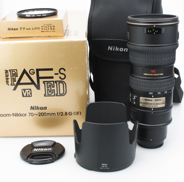 Nikon AF-S Nikkor 70-200mm f/2.8G IF-ED VR Lens – Boxed, Hood, Case – Mint