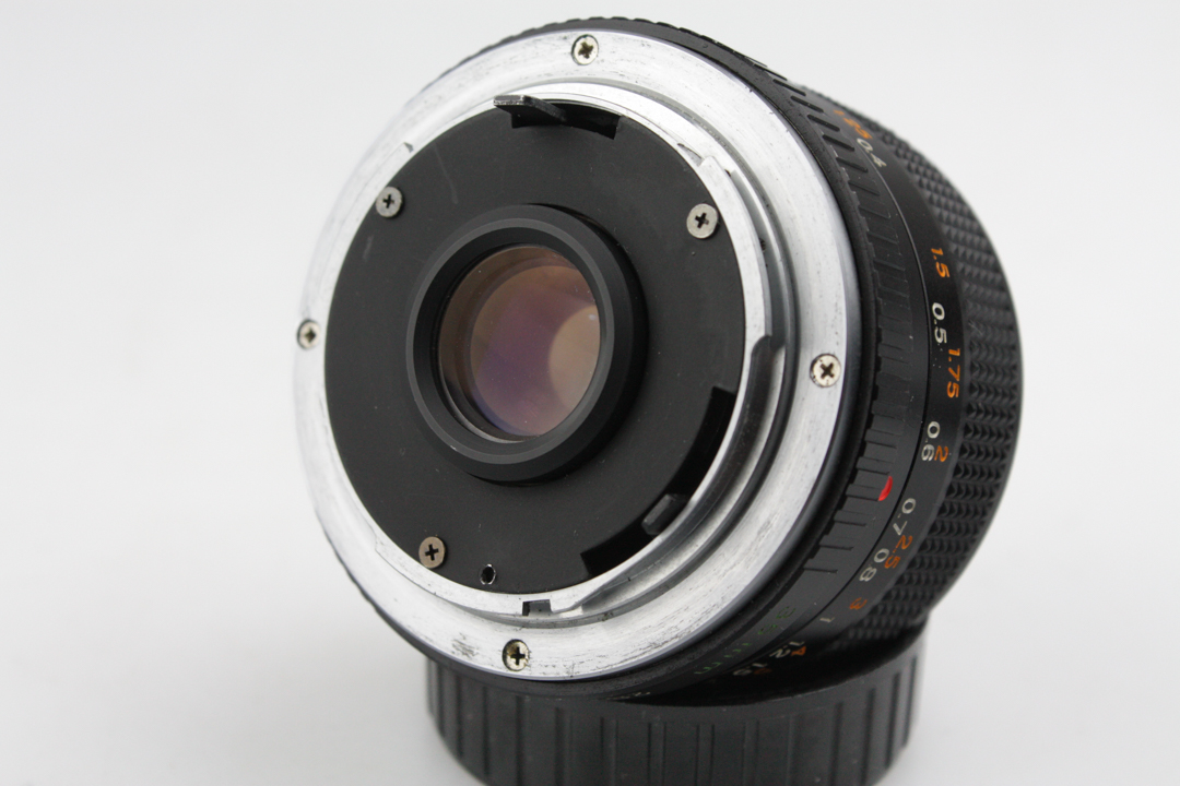 Yashica ML 35mm f2.8 Wideangle lens - Yashica / CONTAX Mount - Image 3