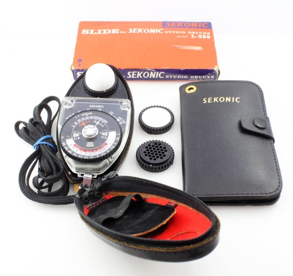 Sekonic L-398 Studio Deluxe Light Meter w/ accessories, complete reading slide set & case