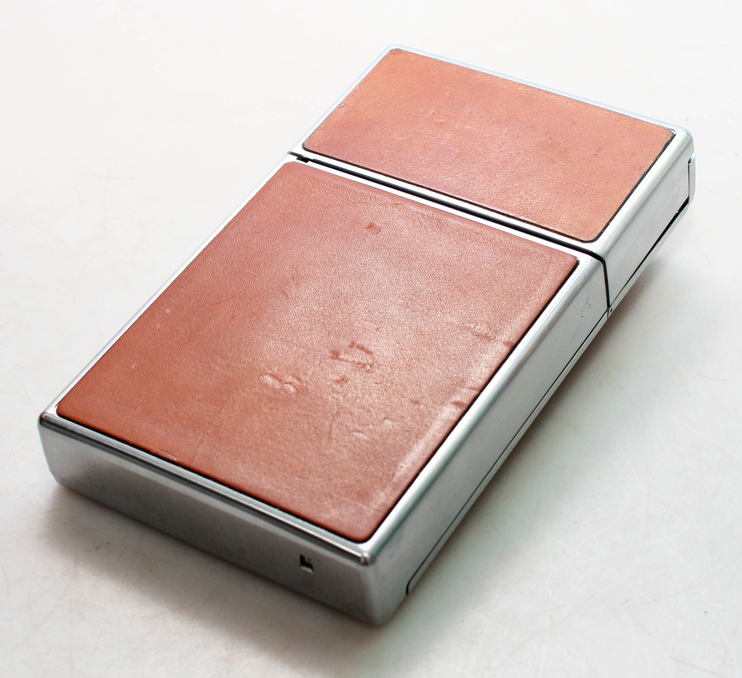 Polaroid SX-70 Land Camera Tan skin & Case - Working but needs attention - Image 7