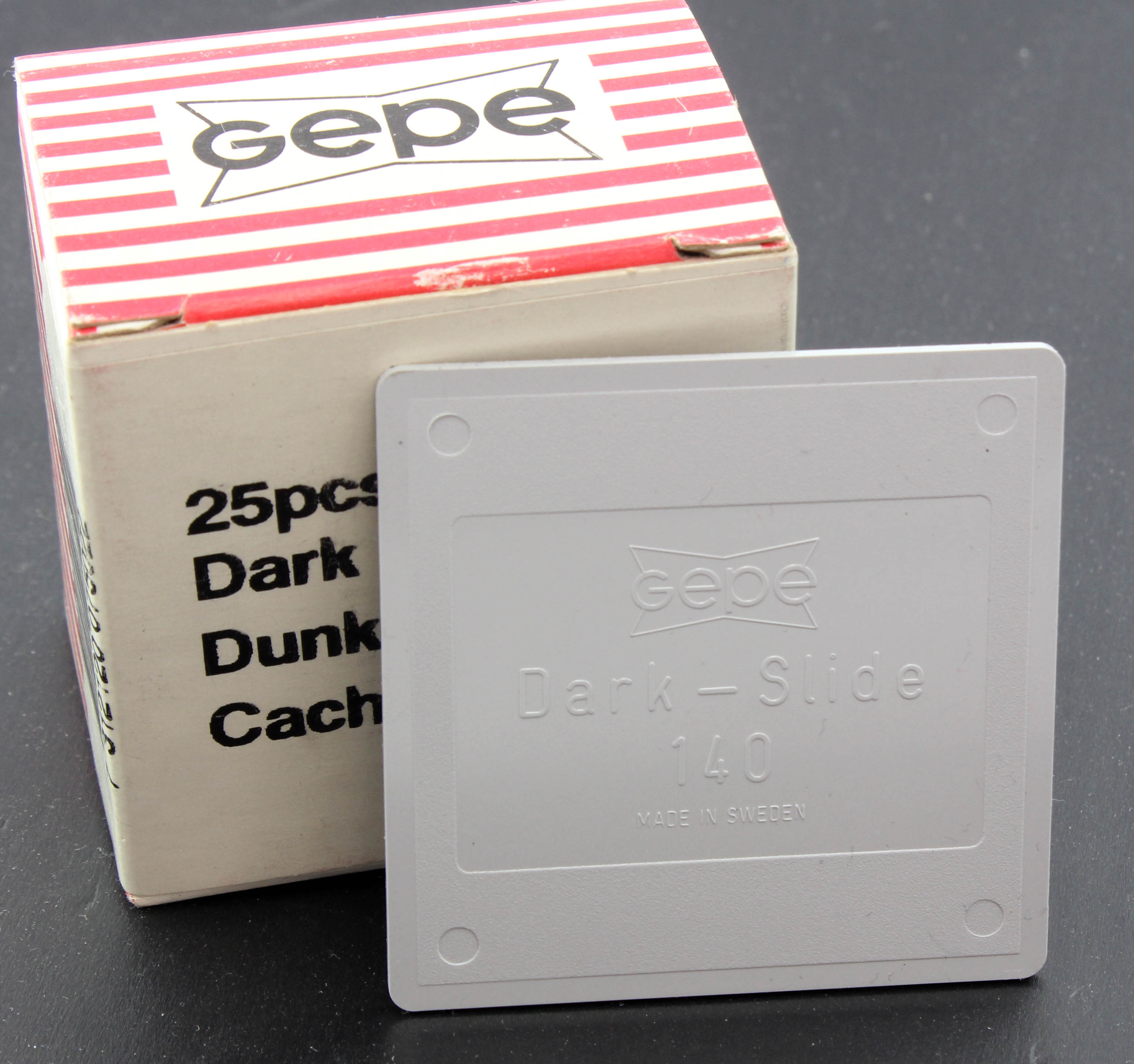 Gepe 25x Dark Slide 140 (1.3mm Thick) 35mm Art. 7502 - Image 2