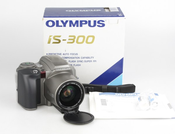 Boxed Olympus IS-300 35mm Film Bridge Camera AF 28-110mm Tele Super Zoom Lens