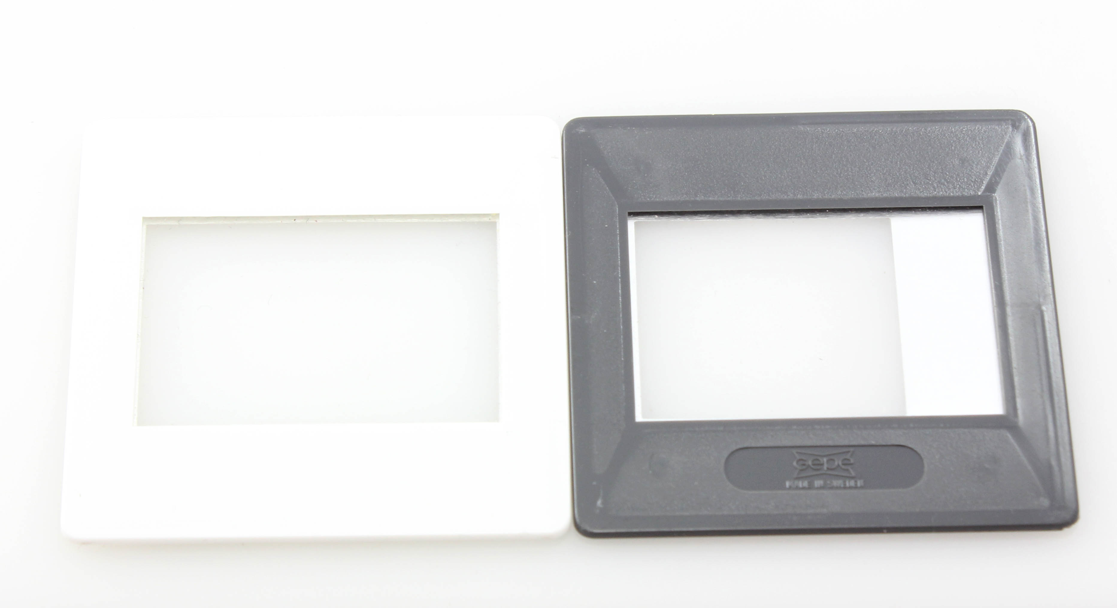 GePe 5x Multi Image Masks 24x27mm Glass Slide Mount ( 2mm Thick ) Art. 6929 - Image 3