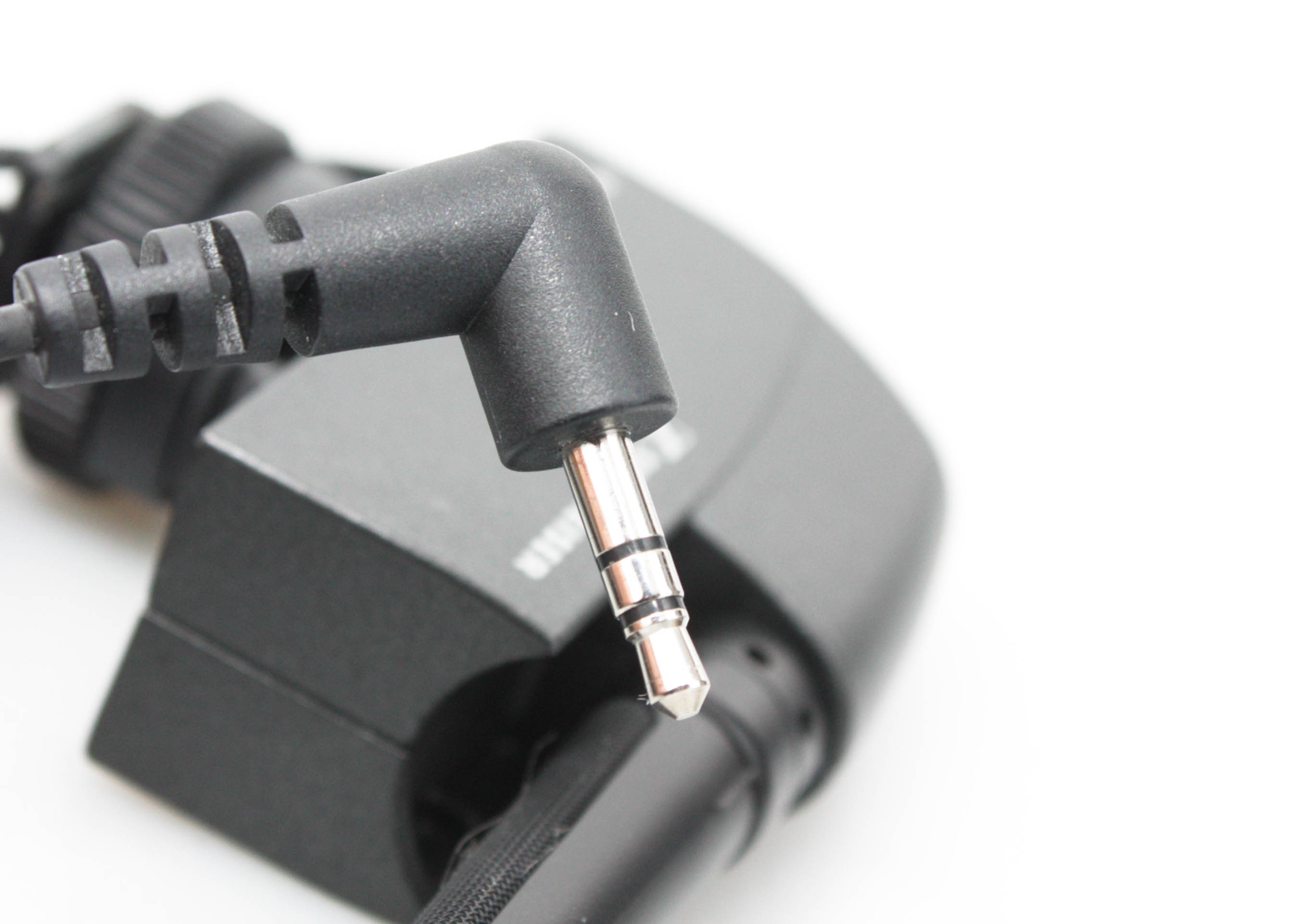 Sennheiser Camera Shotgun MKE 400 Microphone + Windshield - Image 7