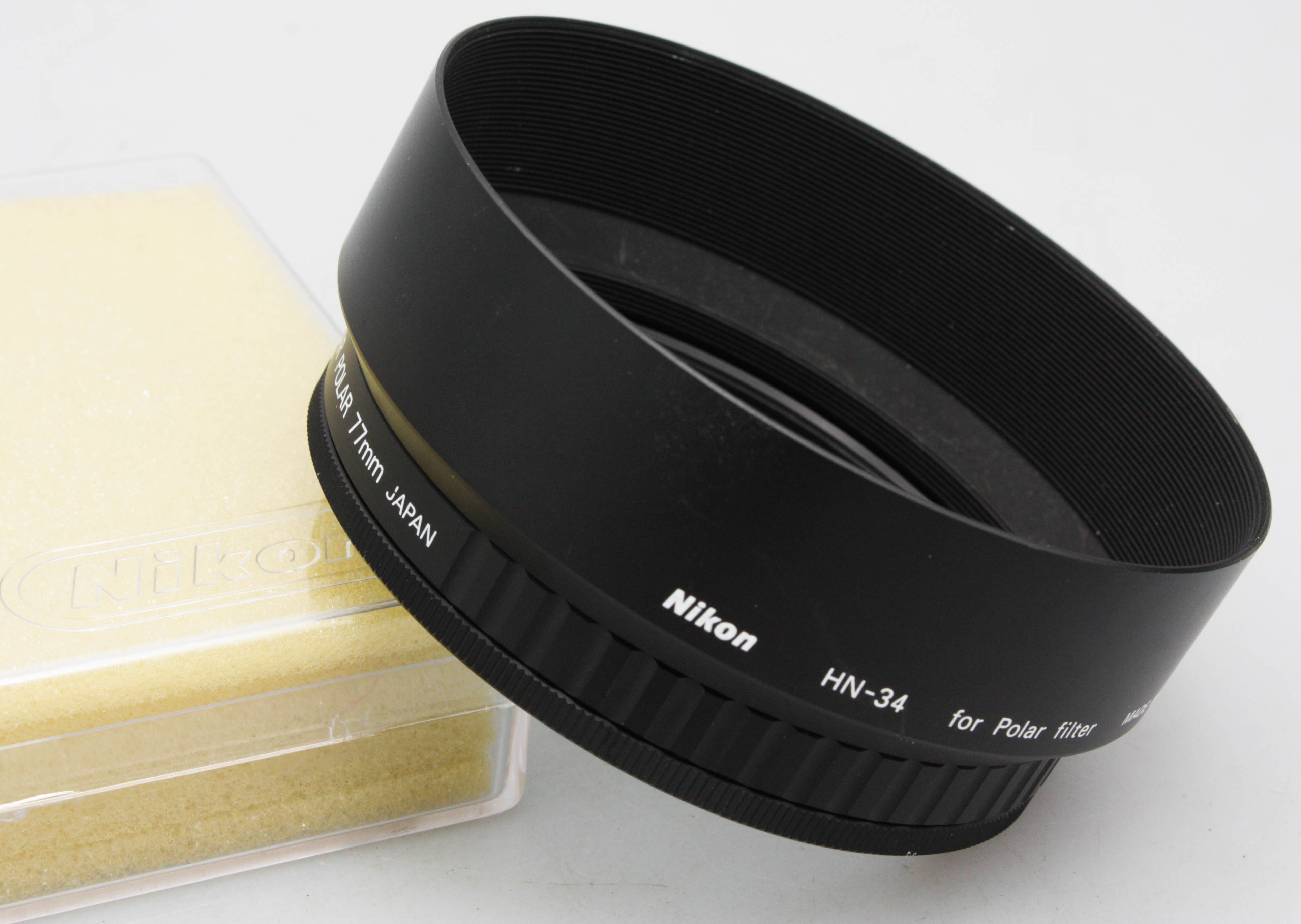 Nikon Circular Polarizing Filter 77mm + Nikon HN-34 Polar Filter Hood - Image 3