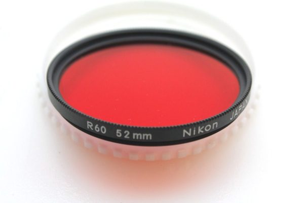 Nikon (Genuine) R60 52mm Red Filter, with Case - Excellent Condition