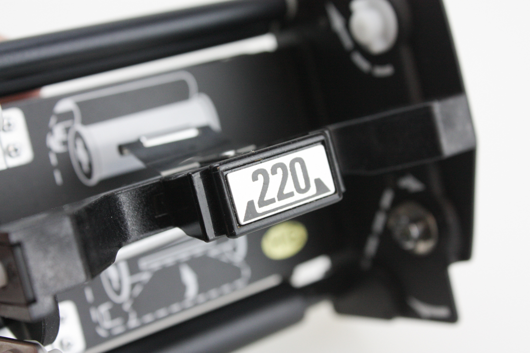 Mamiya m645 220 Insert in Case - For Medium Format Film - Use with Mamiya 645 - Image 4