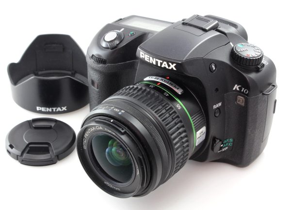 Pentax K10D - 10.2MP APS-C DSLR Camera + 18-55mm f/3.5-5.6 AL Zoom Lens