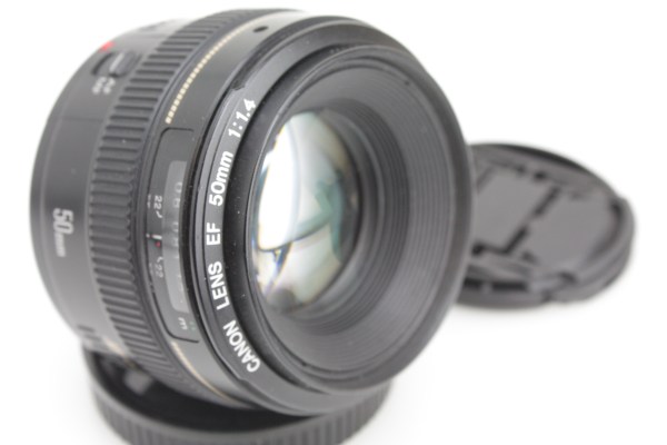 Canon EF 50mm f/1.4 Ultrasonic USM Auto-Focus Lens, with Caps - Canon EF Mount