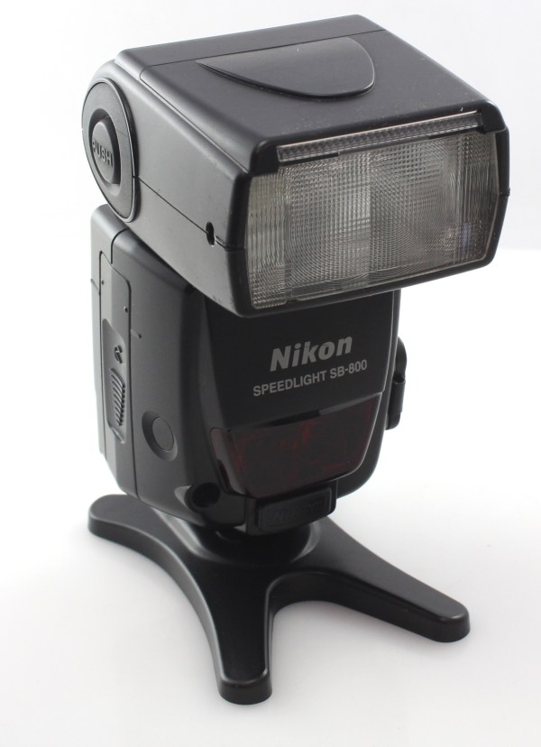 Nikon SB-800 Speedlight Flash for Nikon DSLR Cameras