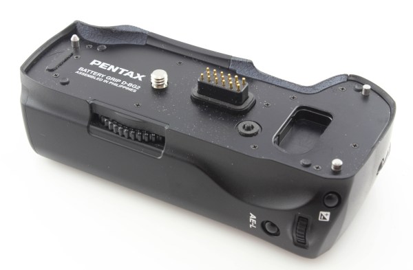 Pentax Battery Grip D-BG2 For K20D K10D DSLR Camera Body