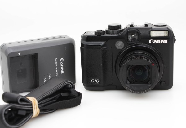 Canon G10 14.7 MP Digital Compact Camera - CCD Sensor