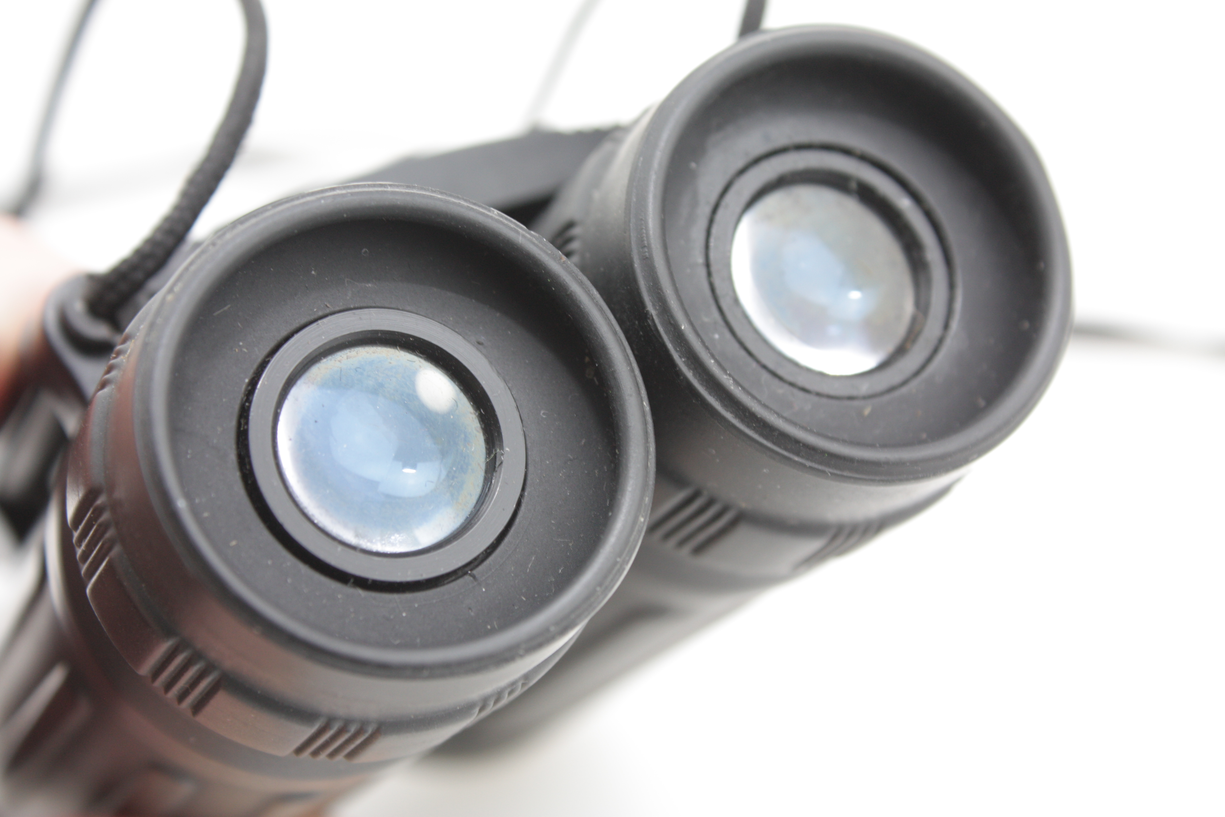 Compact Praktica Sport 8x21A Binoculars & Case - Image 10