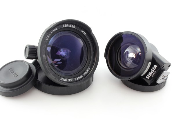 Sea & Sea 15mm Wide Angle Lens with VF15 Viewfinder - Nikonos II and III