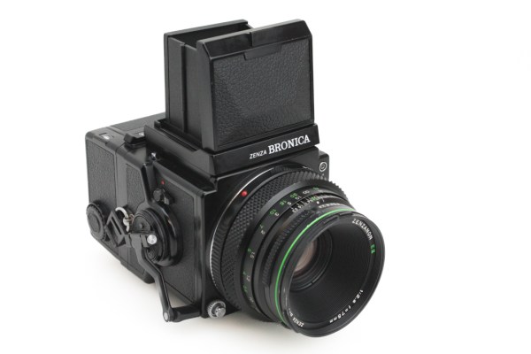 Bronica ETRS 6x4.5 Medium Format Camera, 75mm f/2.8 Lens, WLF & Strap
