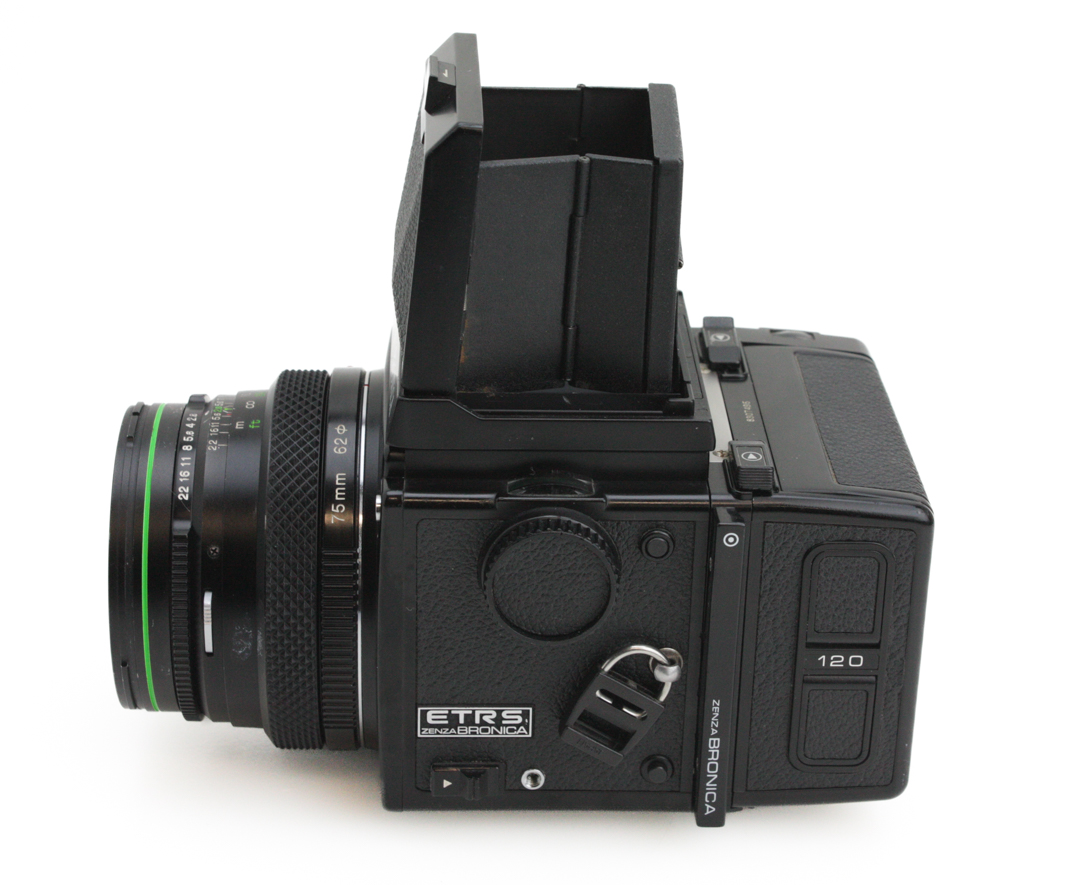 Bronica ETRS 6x4.5 Medium Format Camera, 75mm f/2.8 Lens, WLF & Strap - Image 3