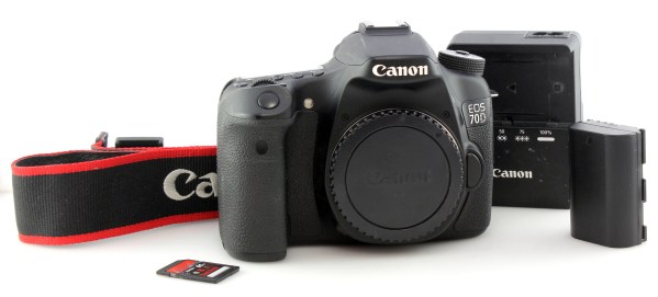 Canon EOS 70D - 20.2MP APS-C Digital Camera Body - Great condition