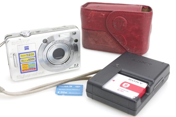 Sony Cybershot DSC-W55 7MP Digital Compact Camera