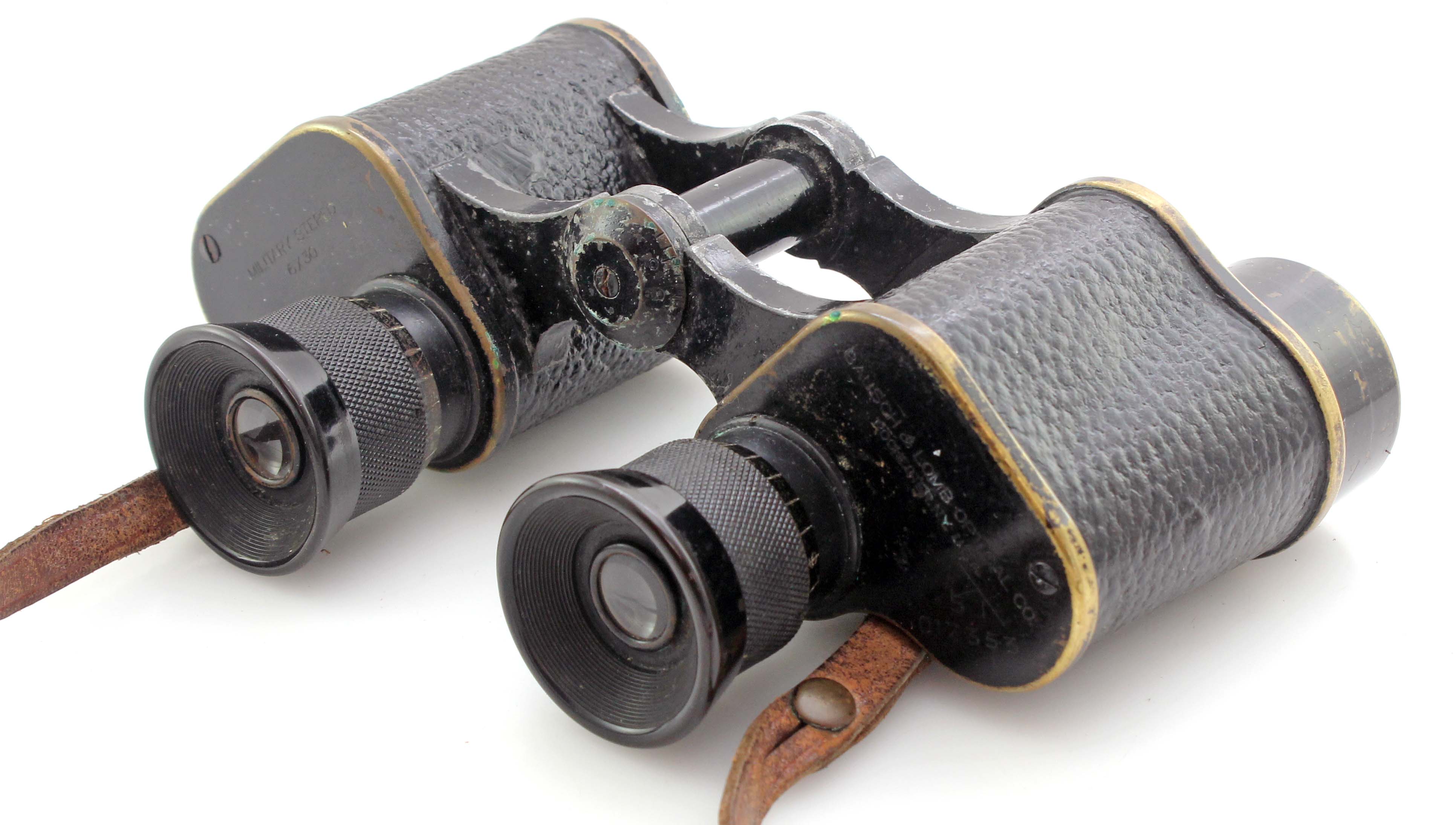 Vintage WWII era BAUSCH & LOMB military Stereo 6x30 Binoculars - Image 4