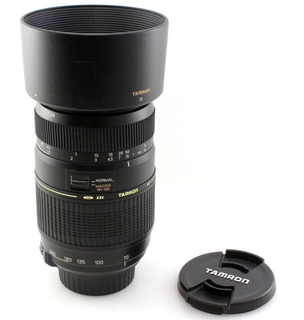 Tamron AF AFS 70-300mm F4-5.6 Tele Zoom Lens for Nikon DSLR Cameras. Built-in AF motor