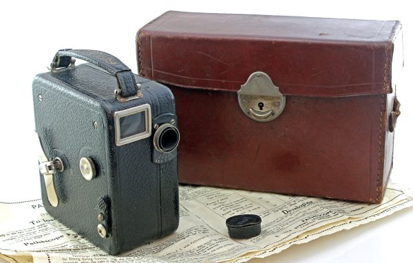 Pathescope Pathex MotoCamera Moto 9.5mm Film Cine Movie Camera w/ case