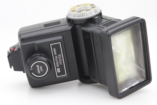 Vivitar 285 Zoom Thyristor Flash / Flashgun - Made in Japan