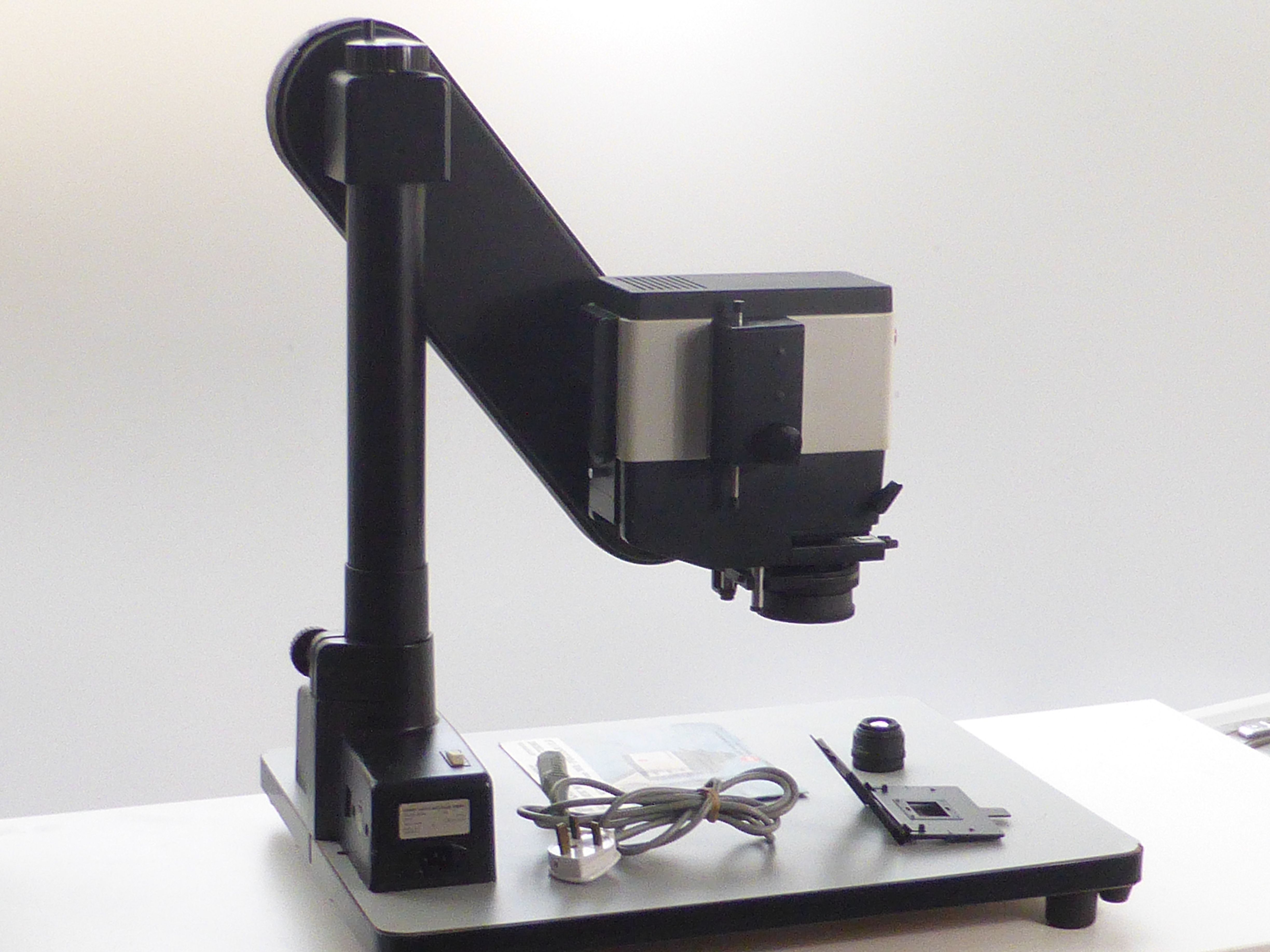 Leitz LEICA V35 Focomat Multigrade B&W 35mm Autofocus Enlarger, with 40mm Focotar - Image 3