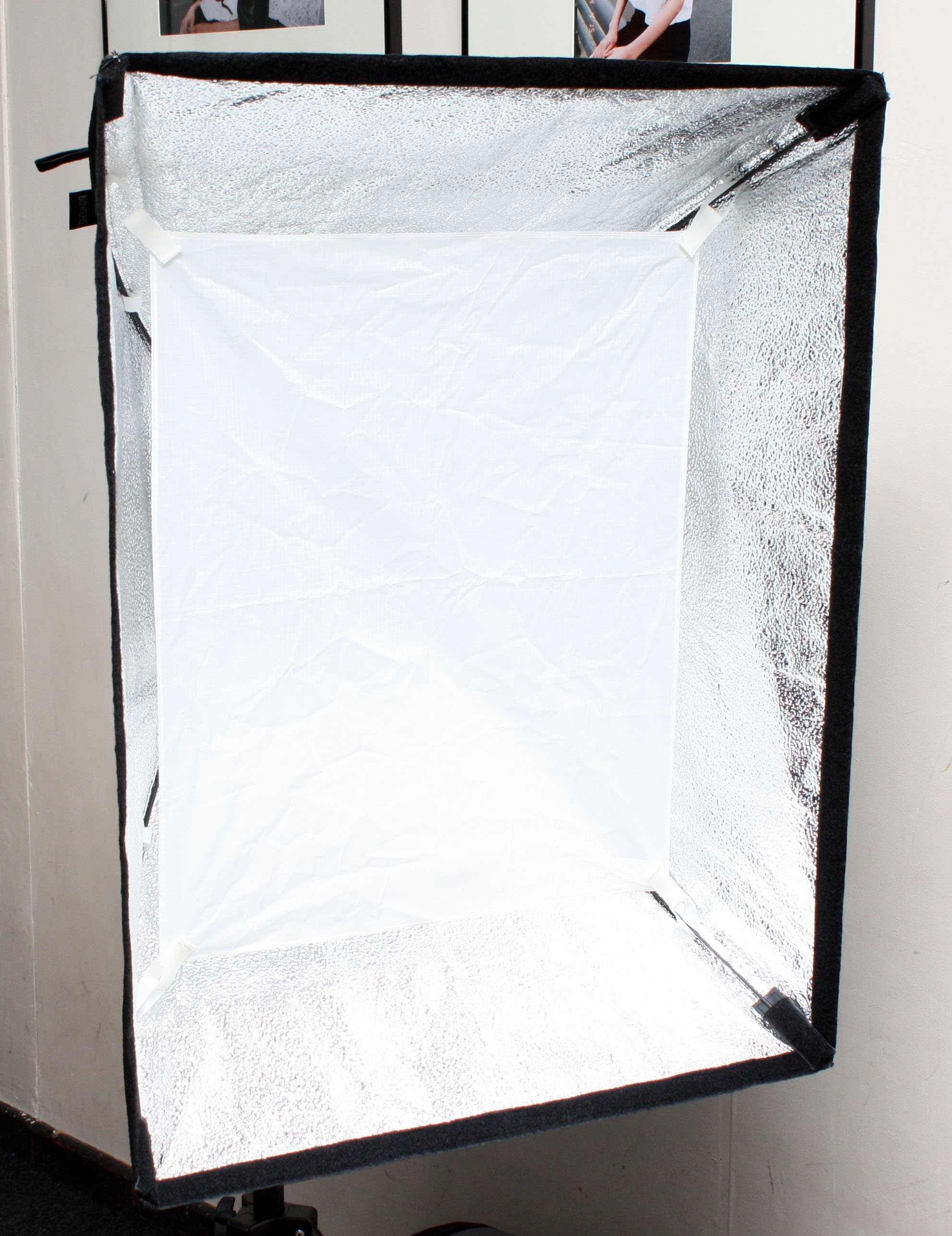 Bowens Gemini GM500 2-Head Softbox / Brolly Flash Kit w/ Pulsar flash trigger set in Roller Carry Case - Mint condition - Image 6