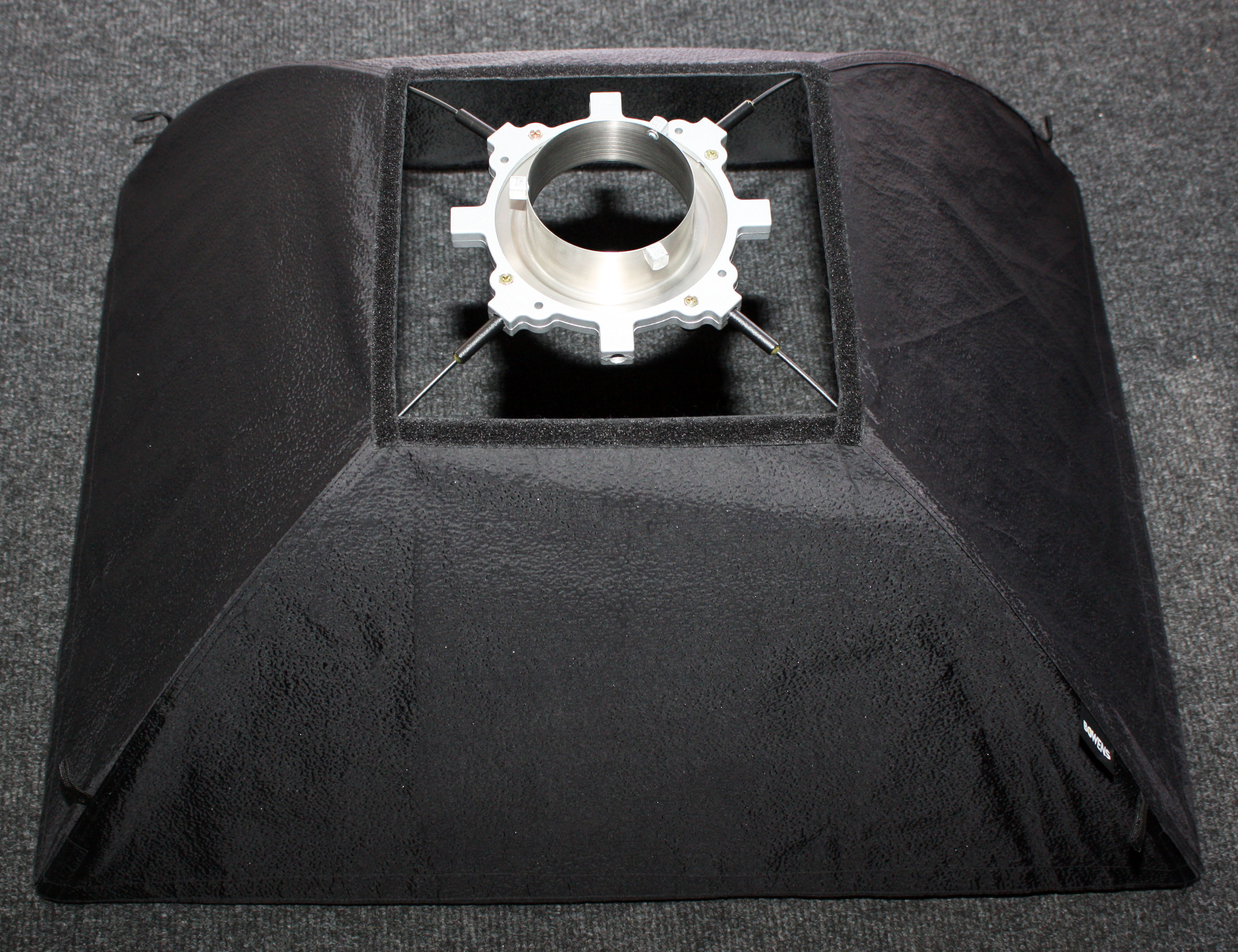 Bowens Gemini GM500 2-Head Softbox / Brolly Flash Kit w/ Pulsar flash trigger set in Roller Carry Case - Mint condition - Image 11