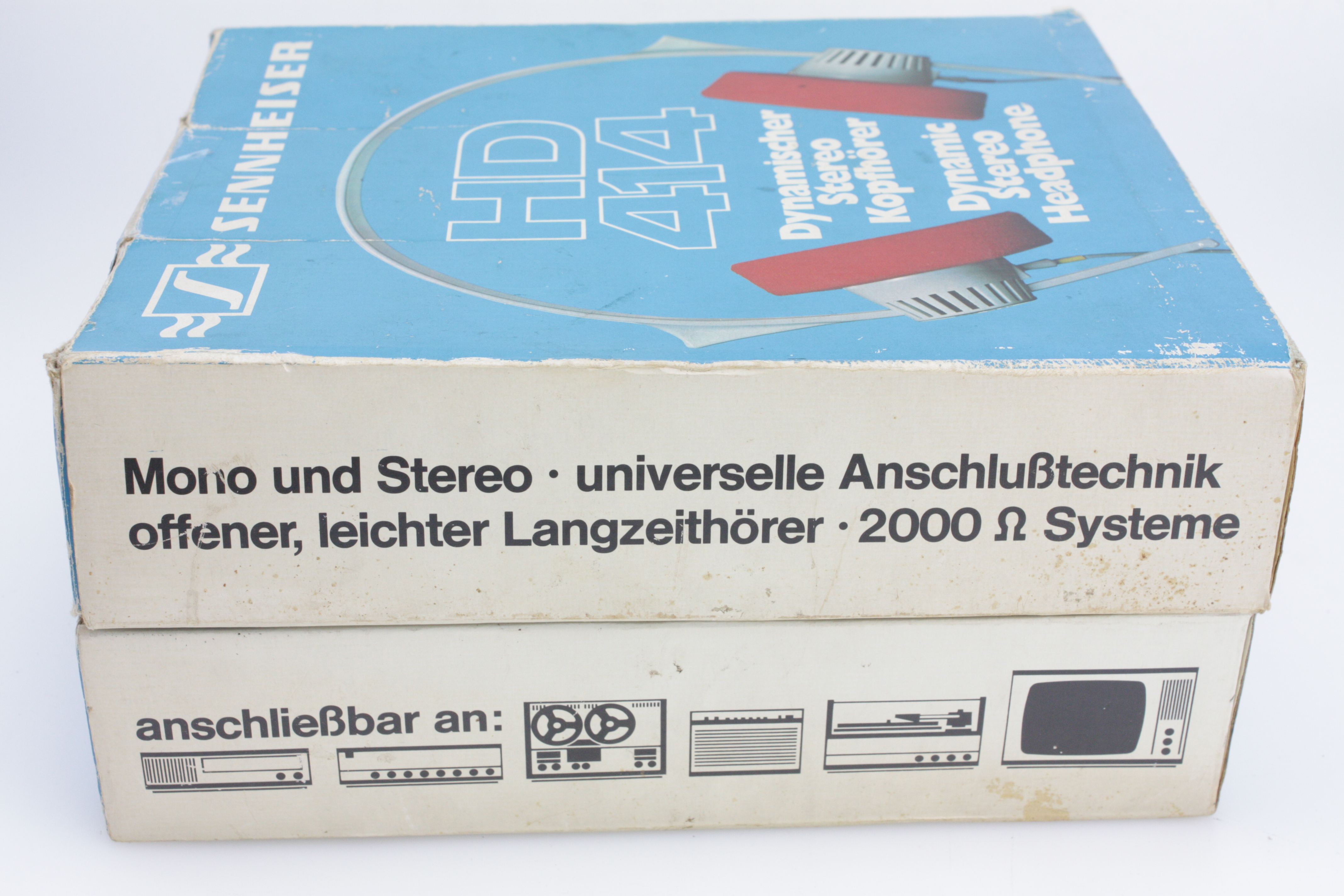 Classic Sennheiser HD414 Headphones + Leads & New Foam Pads - Boxed - Image 5