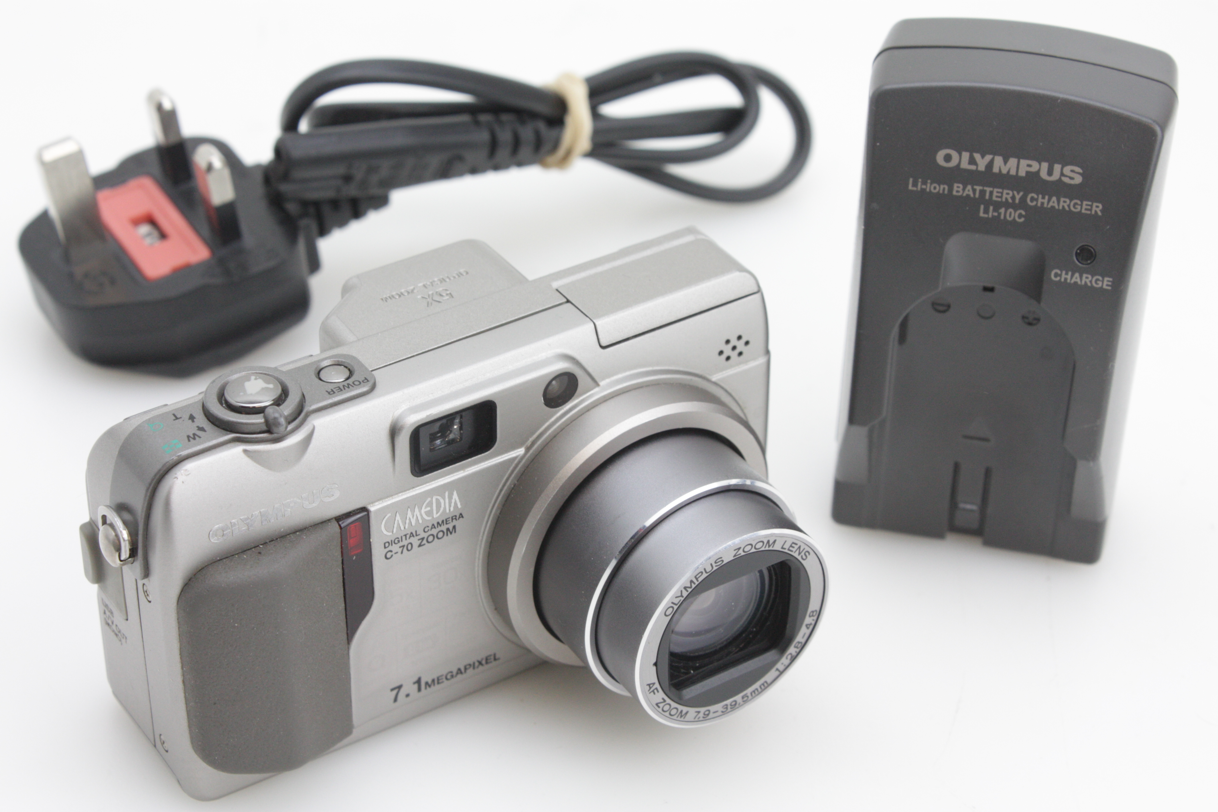 Olympus Camedia C-70 7.1mp Digital Camera CCD 5X Optical Zoom - Image 12