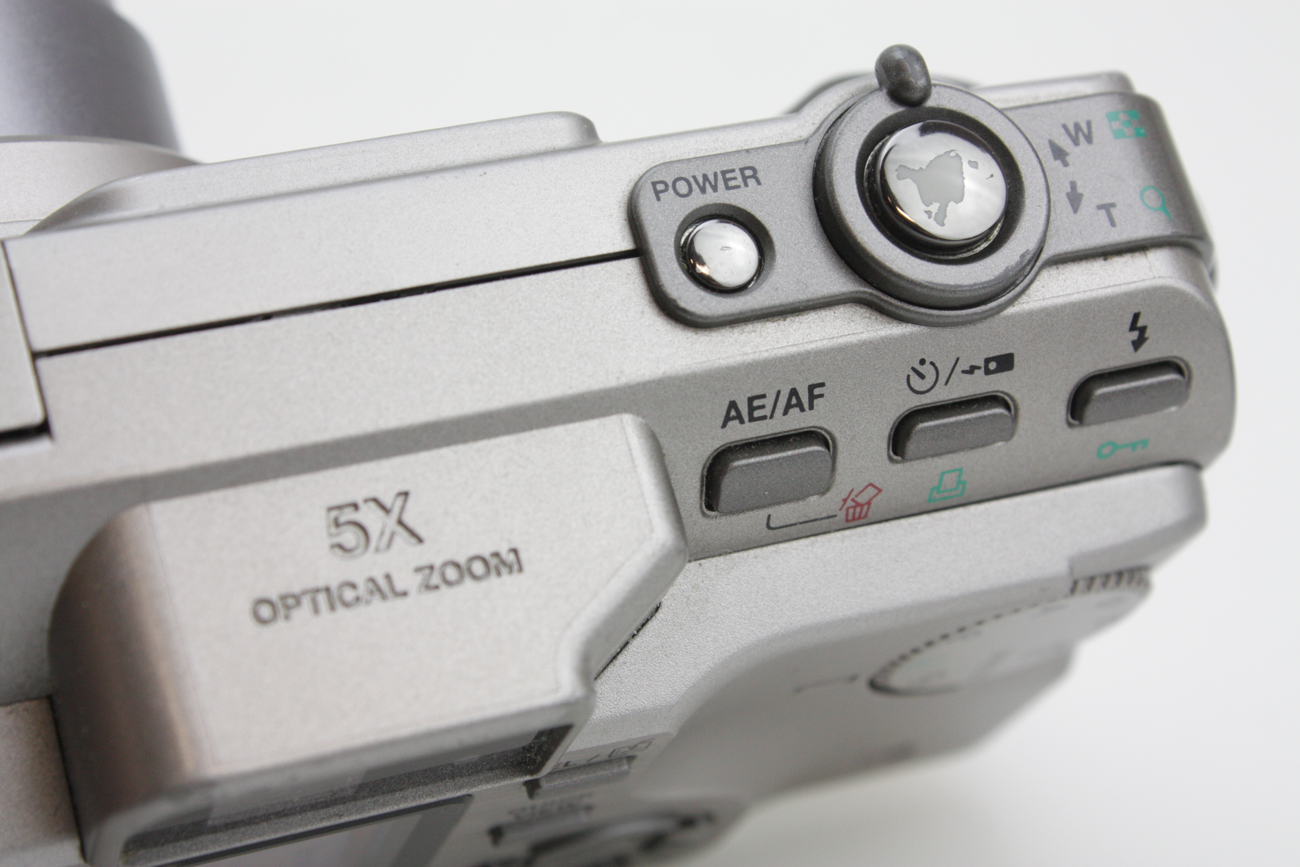 Olympus Camedia C-70 7.1mp Digital Camera CCD 5X Optical Zoom - Image 9