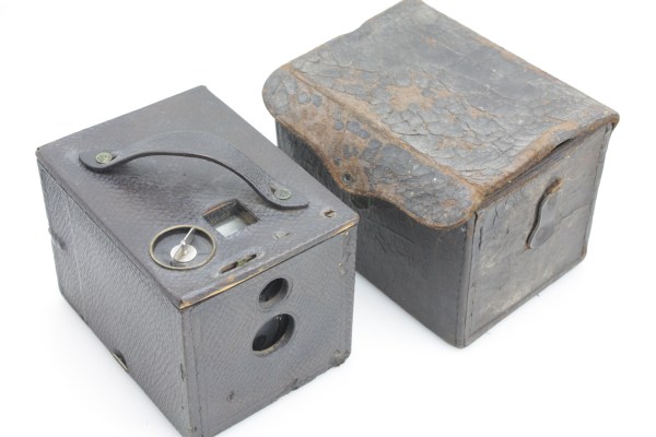 Kodak No.2 Bullet Box Camera & Case - Lemon's Studio Redondo Beach California