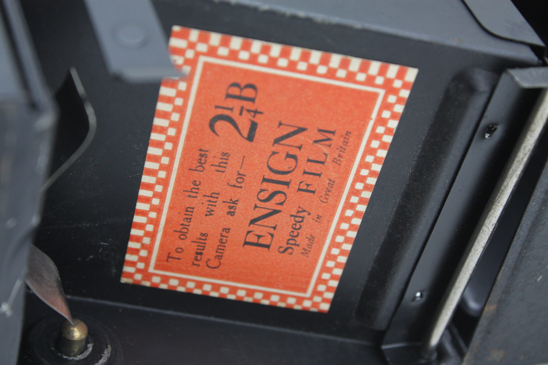 Ensign "All-Distance" 120 Medium Format Box Camera - Collectible Art Deco - Circa 1927-1930 - Image 12