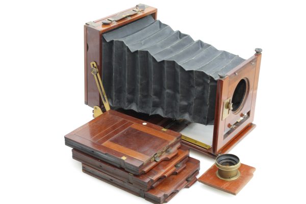 Unbranded ½ Plate Large Format Camera, 3x Film Holders & f/8 Lens
