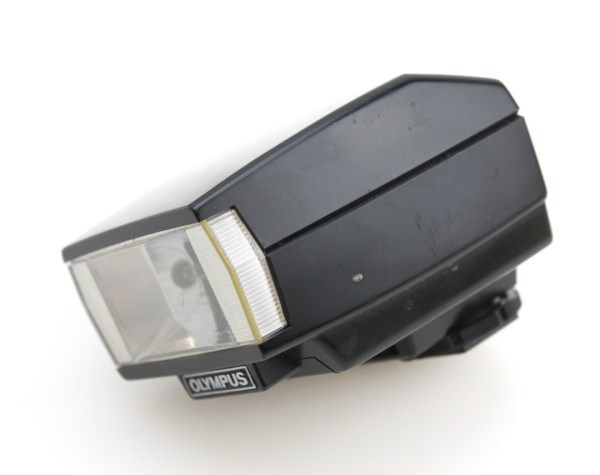 Olympus T20 Manual and Auto Electronic Flash with Leather case