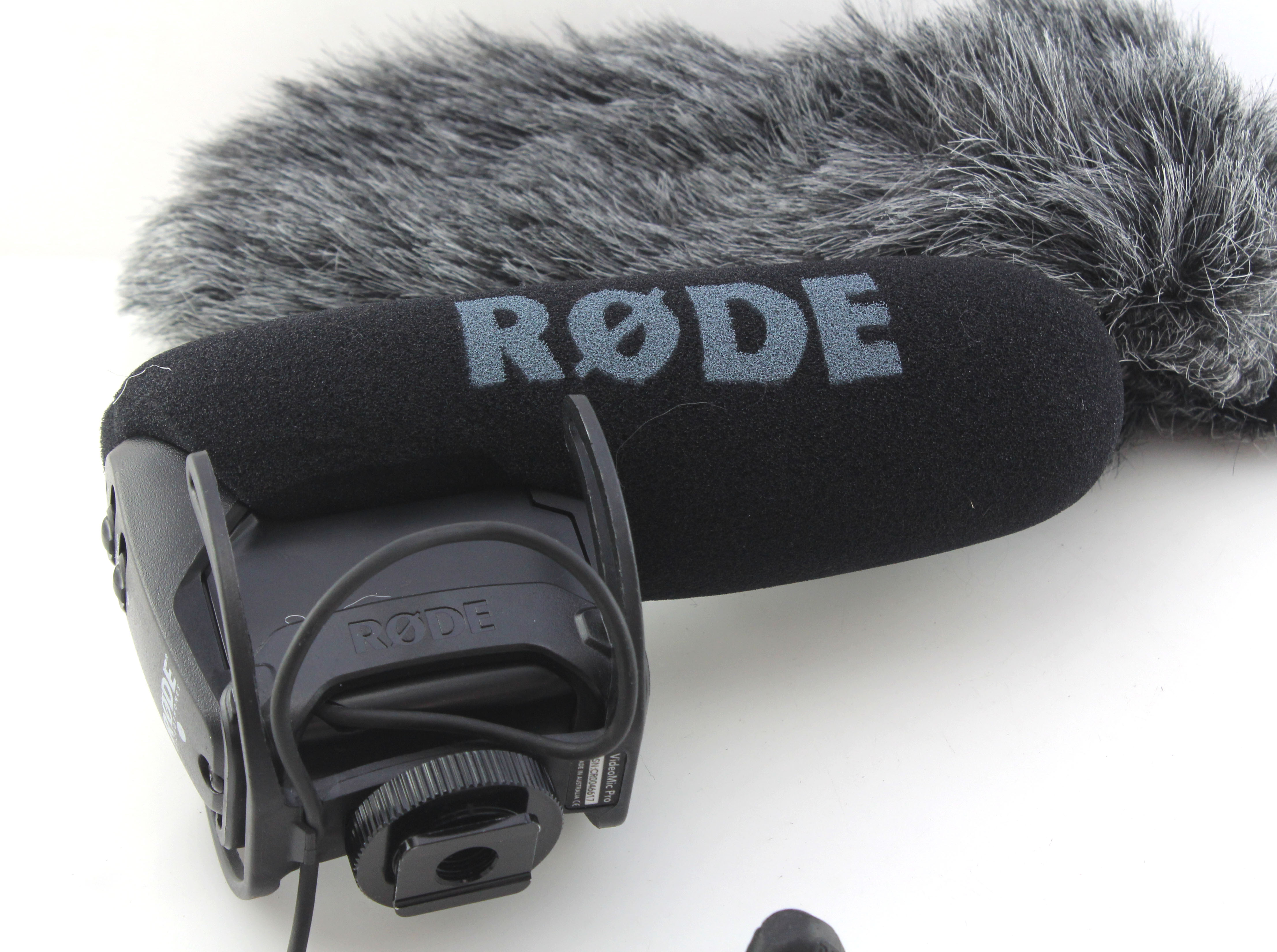 Rode Videomic Pro Microphone for DSLR / Mirrorless Cameras. Fully Working - Image 3