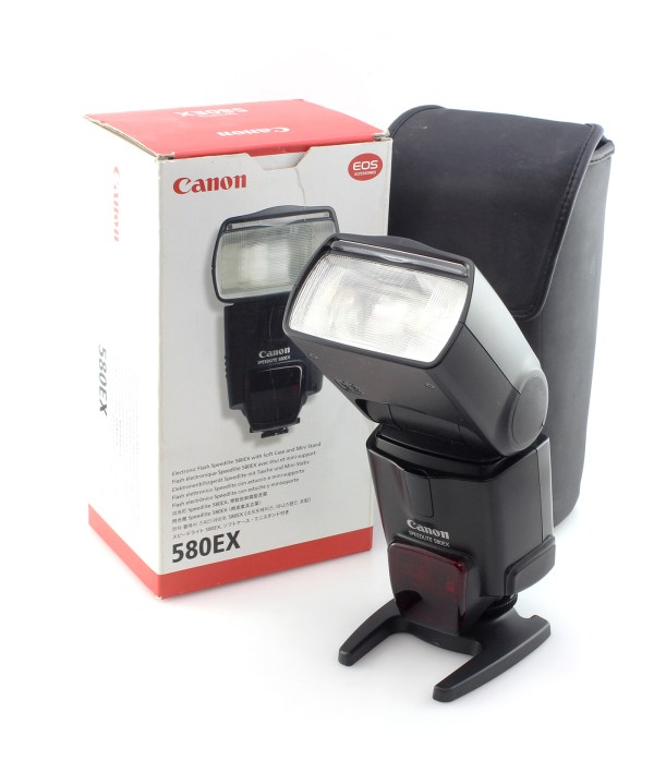 Canon Speedlite 580EX - Flash for EOS Digital Cameras. Box, Case & Stand