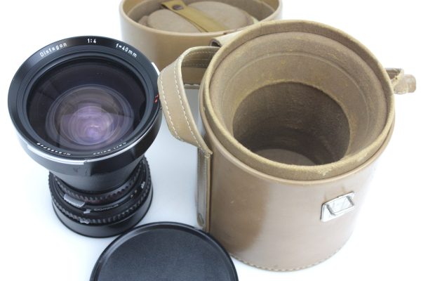 Cased Hasselblad 40mm f4 Carl Zeiss T* Distagon Lens for V System 500CM etc.