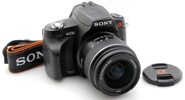 Sony A230 10.2mp Digital SLR with 18-55mm f3.5-5.6 Zoom Lens A Mount