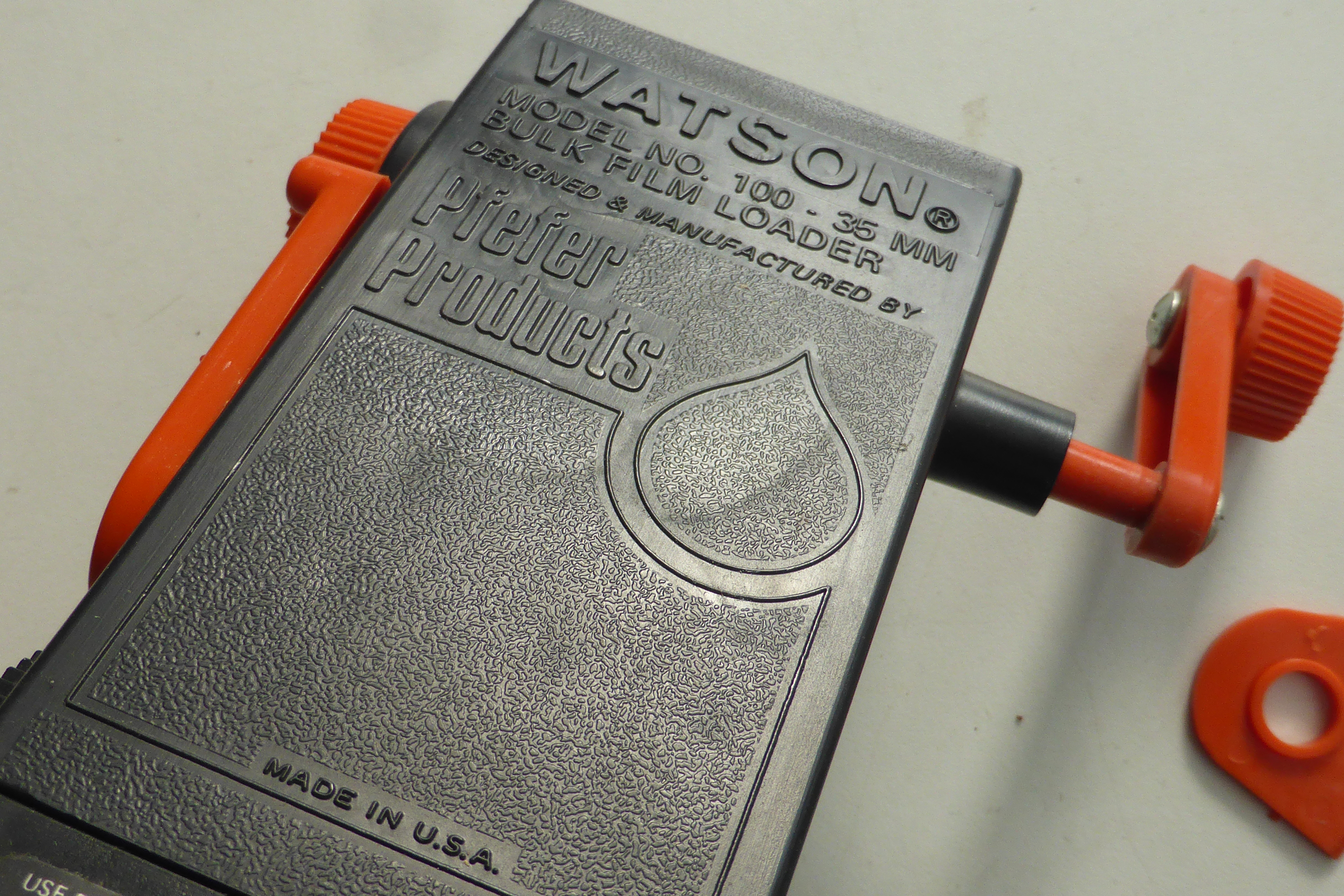 Watson Model 100 35mm Bulk Film Loader & 5x Reloadable Cassettes - Image 3