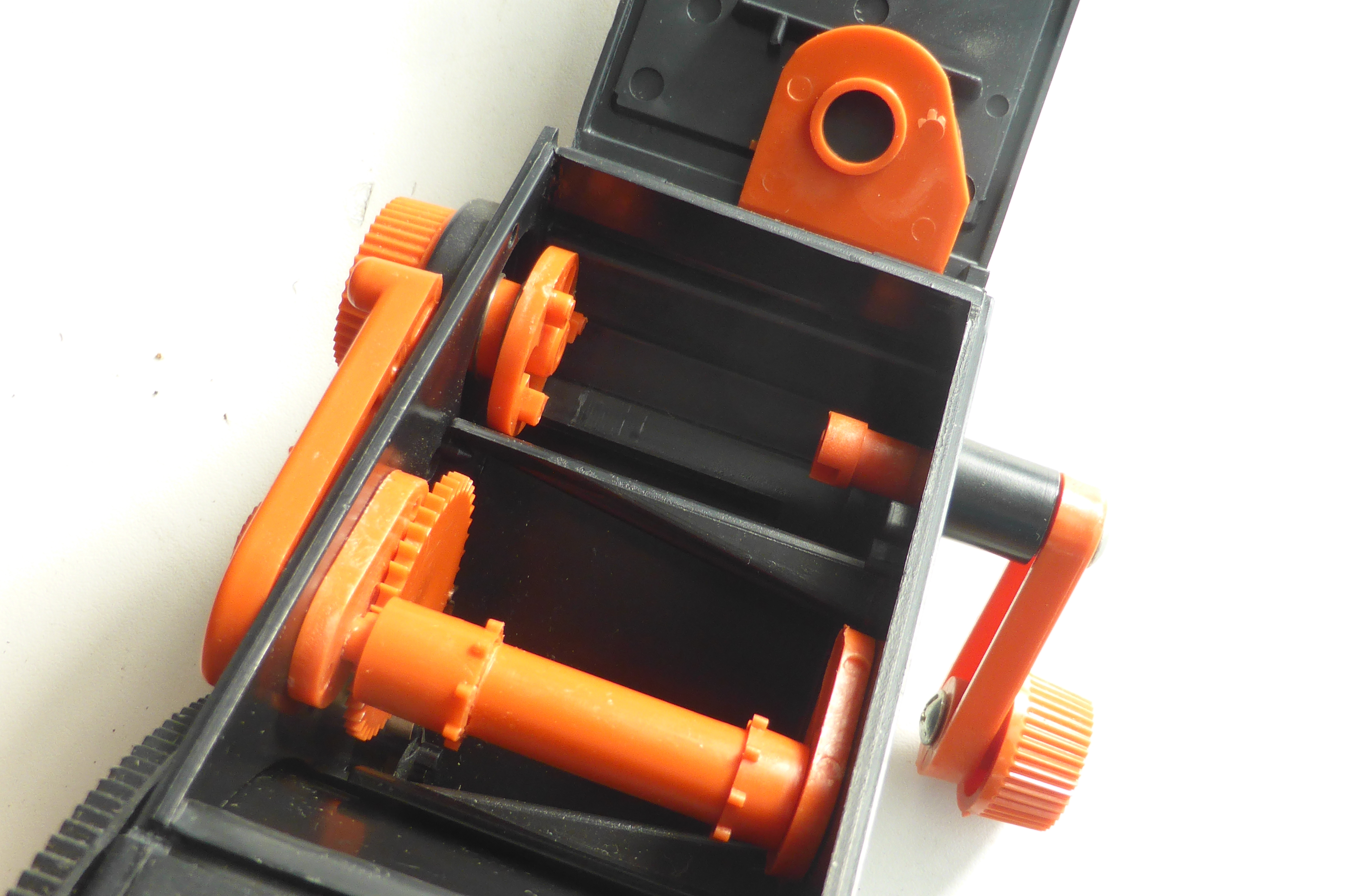 Watson Model 100 35mm Bulk Film Loader & 5x Reloadable Cassettes - Image 4