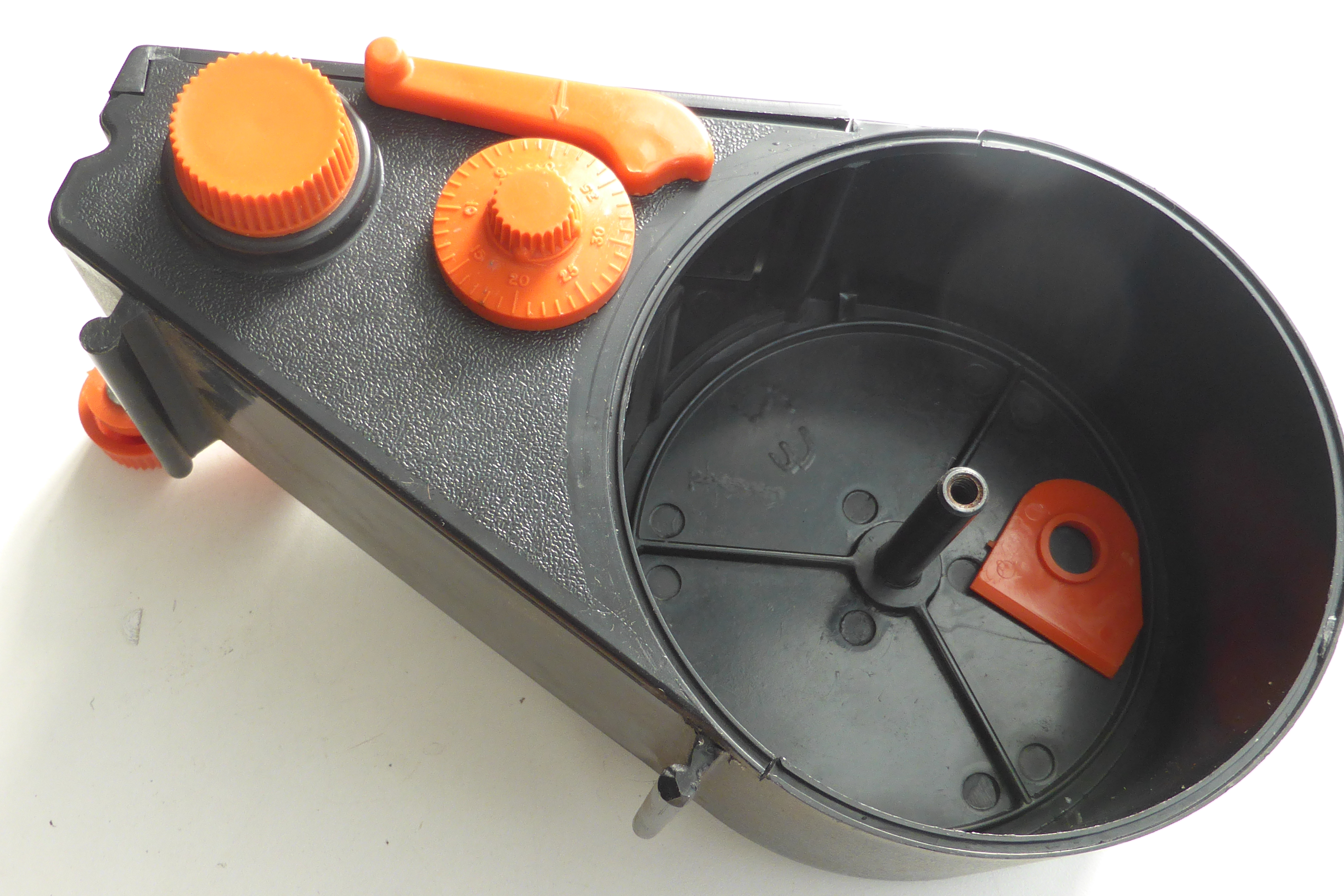 Watson Model 100 35mm Bulk Film Loader & 5x Reloadable Cassettes - Image 2