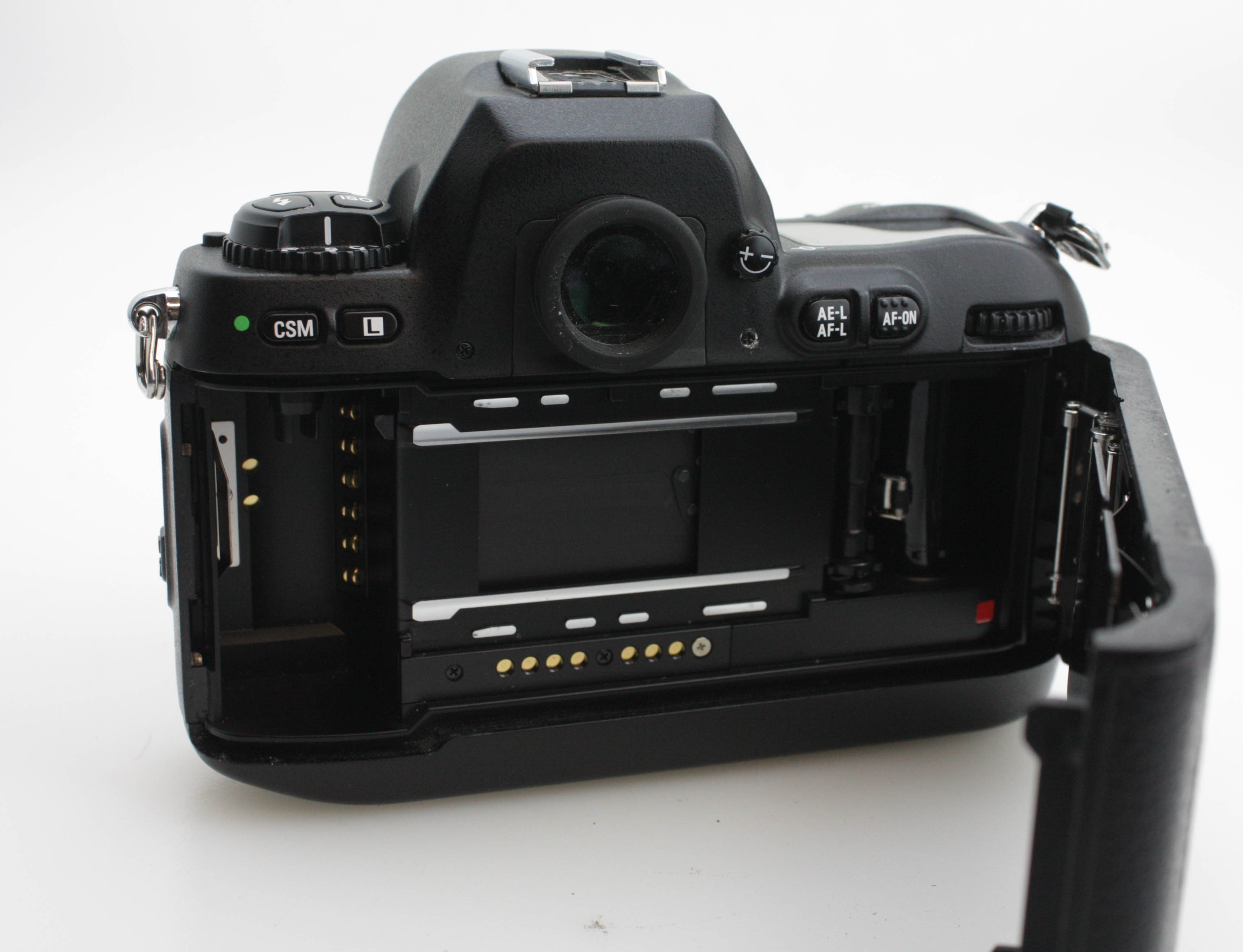 Nikon F100 35mm Autofocus Film SLR Camera Body - Excellent condition - Image 9