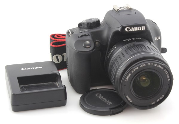 Canon EOS 1000d Digital SLR Camera + EF-S 18-55mm AF Zoom Lens