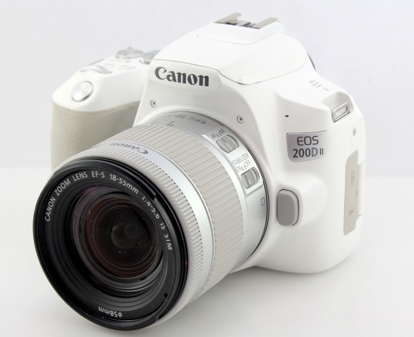 Canon EOS 200D Digital SLR Camera w/ 18-55mm f4-5.6 IS STM Lens White